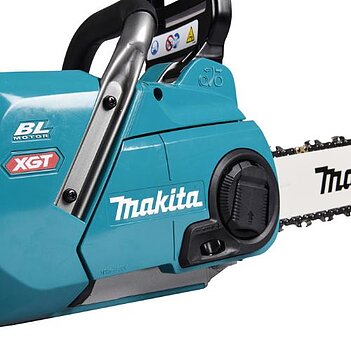 Аккумуляторная цепная пила Makita (UC015GT101)