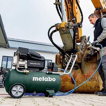 Компресор масляний Metabo Basic 400-50 V (601526000)