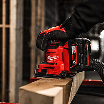 Шліфмашина вібраційна акумулят Milwaukee M18 BQSS-0 (4933479966) - без акумулятора та зарядного пристрою