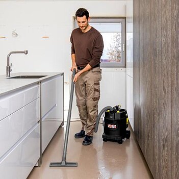 Пилосос Karcher Go!FurtherNT 22/1 Ap L Re!Plast + фільтр-мішки 10 шт. (1.378-627.0)