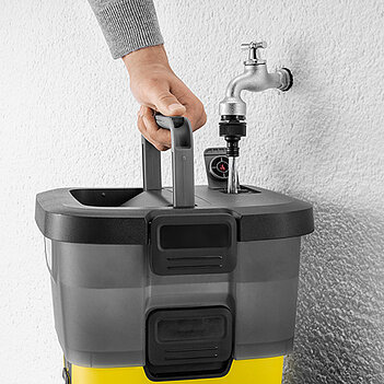 Мийка низького тиску акумуляторна портативна Karcher OC 4 (1.599-350.0)