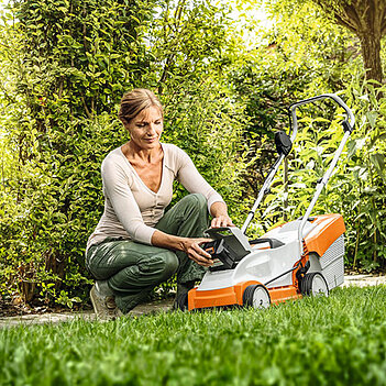 Газонокосилка аккумуляторная Stihl RMA 235.1 (63110111416) - без аккумулятора и зарядного устройства