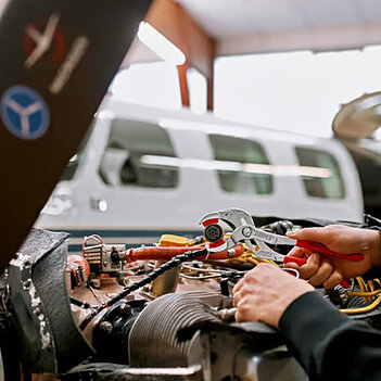 Кліщі переставні KNIPEX Cr-V 250 мм з кнопковим фіксатором (81 13 250)
