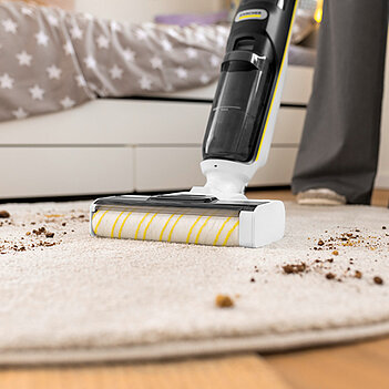 Пылесос аккумуляторный Karcher FCV 4 (1.056-131.0)