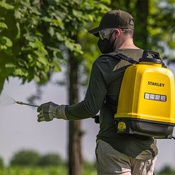 Опрыскиватель аккумуляторный Stanley (SXSPBS12E)