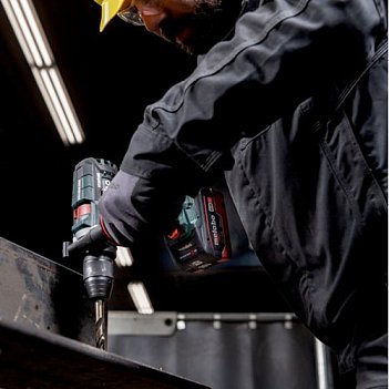 Аккумуляторная дрель-шуруповерт Metabo  BS 18 LTX-3 BL I Metal (603181850)- без аккумулятора и зарядного устройства