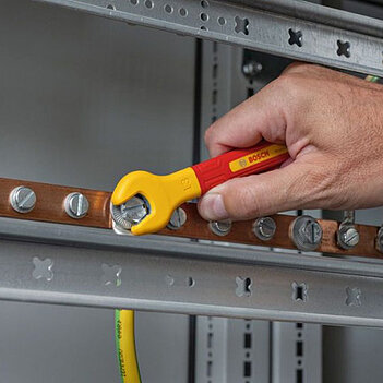 Набор ключей рожковых диэлектрических Bosch VDE 4 шт. (1600A02NE8)
