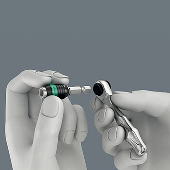 Тріскачка з бітотримачем WERA 8001 A SB Zyklop mini 1/4" 60 зубца з перехідником (05073230001)
