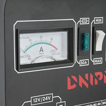 Зарядное устройство Dnipro-M ВС-30 (81191005)