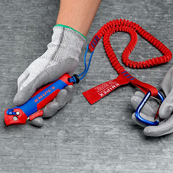 Ніж для зняття ізоляції двофункційний KNIPEX 146 мм (16 50 145 SB)