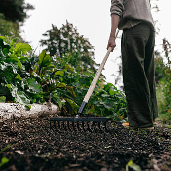 Граблі універсальні Fiskars Solid (1014811)