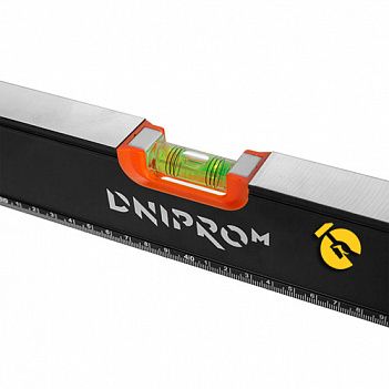Уровень магнитный Dnipro-M Ultra 3 капсулы 800 мм (81927000)