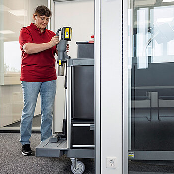 Пилосос акумуляторний Karcher LVS 1/2 Bp (1.394-112.0) - без акумулятора та зарядного пристрою