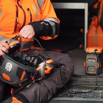 Акумуляторний адаптер живлення Husqvarna 40-USB150X (9707225-01)