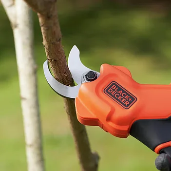 Секатор аккумуляторный Black&Decker (BCPP18B) - без аккумулятора и зарядного устройства