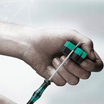 Набор отверток прецизионных WERA Kraftform Micro 12 Universal 1 12 шт. (05073675001)