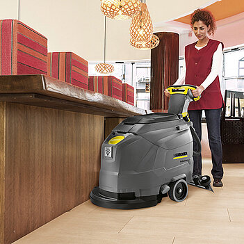 Поломоечная машина аккумуляторная Karcher BD 43/25 C Bp Pack Classic (1.515-408.0)