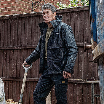 Куртка рабочая DeWalt Storm Waterproof Jacket разме XXL (DWC48-013-XXL)