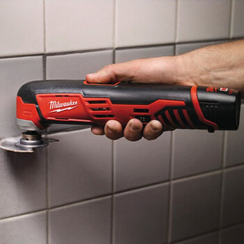 Багатофункціональний інструмент акумуляторний Milwaukee C12 MT-0 (4933427180) - без акумулятора та зарядного пристрою