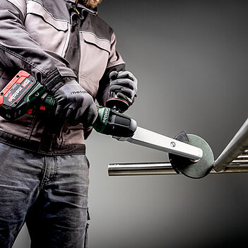Кутова шліфмашина акумуляторна Metabo KNSVB 18 LTX BL 150 (601765840) - без акумулятора та зарядного пристрою