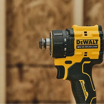 Аккумуляторная дрель-шуруповерт DeWalt со сменными насадками (DCD803NT) - без аккумулятора и зарядного устройства