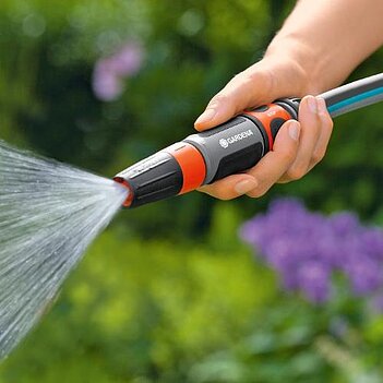 Шланг з кронштейном настінним Gardena Classic 1/2" 20 м (18005-50.000.00)