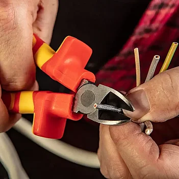 Бокорезы диэлектрические Neo Tools Cr-V 160 мм 1000V (01-226)
