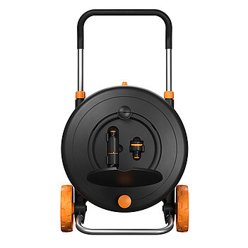 Візок з шлангом Fiskars L 31,5 м з набором аксесуарів (1071670) Візок з шлангом Fiskars L 31,5 м з набором аксесуарів (1071670)