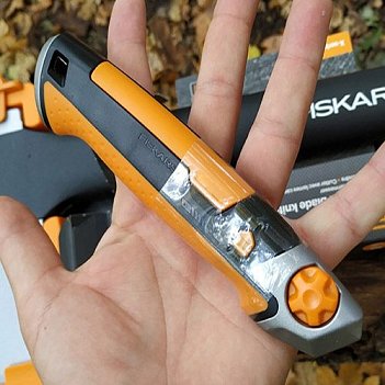 Колун Fiskars X25 XL + нож Pro CarbonMax (1057915)