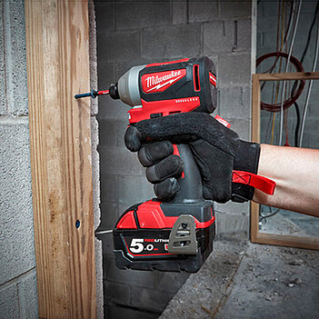 Гайковерт ударний акумуляторний Milwaukee M18 BLID2-0X (4933464519) - без акумулятора та зарядного пристрою