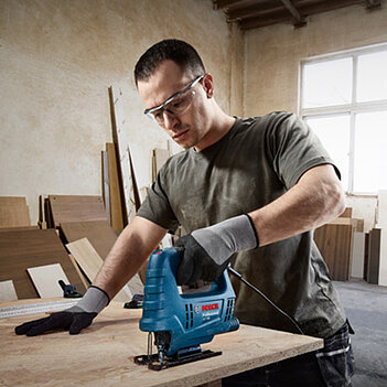 Лобзик електричний Bosch PRO GST 680 (06015B4020)