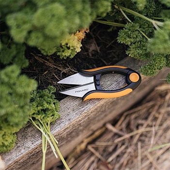 Ножницы садовые Fiskars Solid SP-220 (1063326)