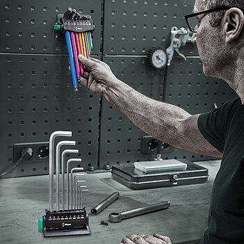 Набір ключів Hex Ball Г-подібних WERA 950/9 Hex-Plus Multicolour 3 9 шт. з кулею і магнітизатором (05133165001)