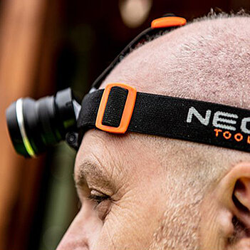 Фонарь налобный Neo Tools (99-200)