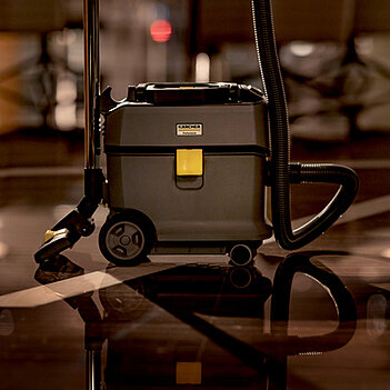 Пылесос аккумуляторный Karcher T 10/1 Bp (1.527-352.0) - без аккумулятора и зарядного устройства