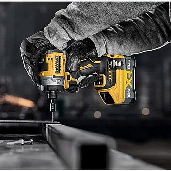 Аккумуляторный ударный шуруповерт DeWalt (DCF860N) - без аккумулятора и зарядного устройства