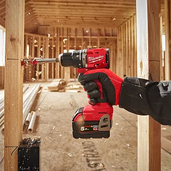 Акумуляторний ударний дриль-шурупокрут Milwaukee M18 BLPDRC-502C (4933492826)