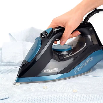Утюг Black&Decker (BXIR2801E)