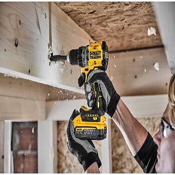 Аккумуляторная дрель-шуруповерт DeWalt (DCD800H2T)