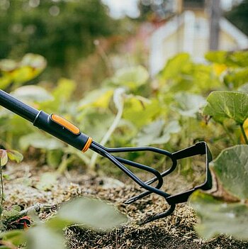 Насадка-сапка садовая двойная Fiskars OneClick (1080685)