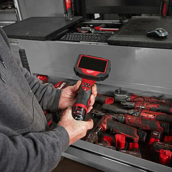 Відеобороскоп акумуляторний Milwaukee M12 ATB-0C (4933493136) - без акумулятора та зарядного пристрою