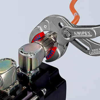 Кліщі переставні KNIPEX Cr-V 250 мм з кнопковим фіксатором (81 13 250)