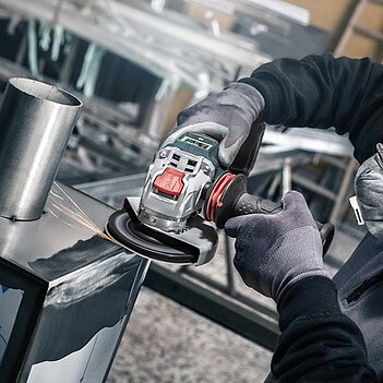 Шліфувальний фібровий круг Bosch R780 X-LOCK 125 мм P120 (2608619188)