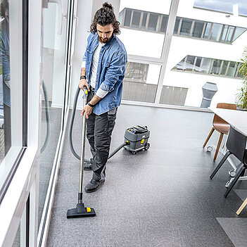 Пылесос аккумуляторный Karcher T 10/1 Bp (1.527-352.0) - без аккумулятора и зарядного устройства