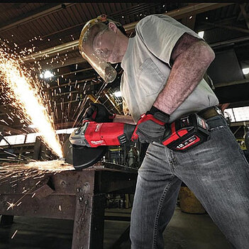Кутова шліфмашина акумуляторна Milwaukee M18 ONEFLAG230XPDB-0C (4933478782) - без акумулятора та зарядного пристрою