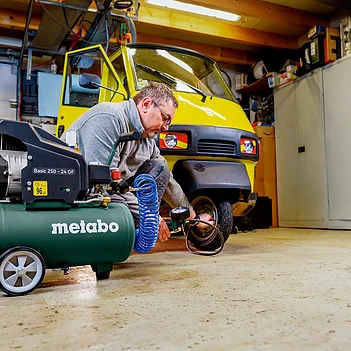 Компресор безмасляний Metabo Basic 250-24 OF (601523000)