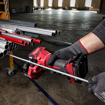 Різак шпильок акумуляторний Milwaukee M18 BLTRC-0X (4933471150) - без акумулятора та зарядного пристрою