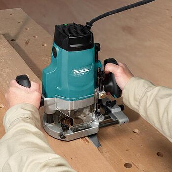 Фрезер верхний Makita (M3602B)