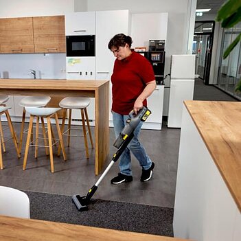 Пилосос акумуляторний Karcher LVS 1/2 Bp (1.394-112.0) - без акумулятора та зарядного пристрою