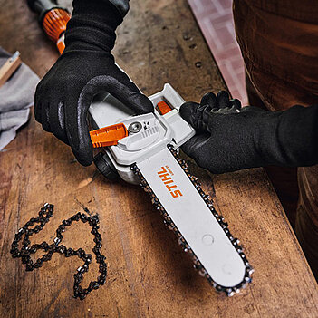 Высоторез аккумуляторный Stihl HTA 30 Set (LA050116418)